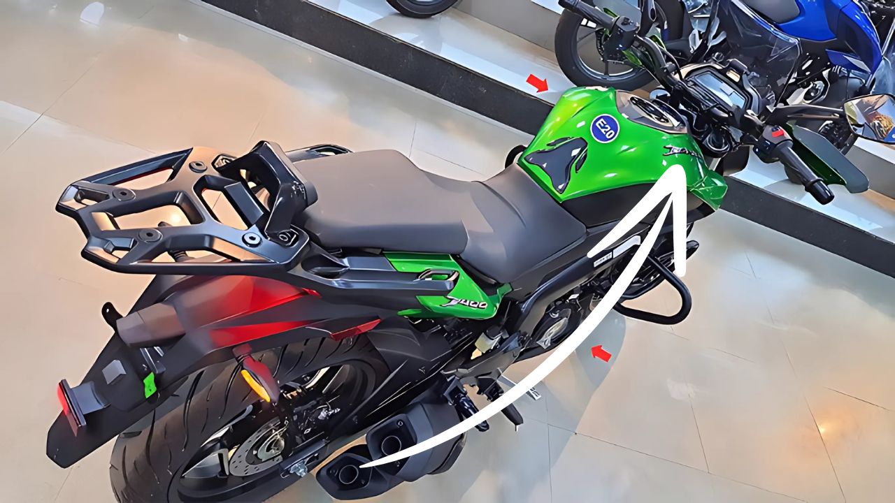 Bajaj Dominar